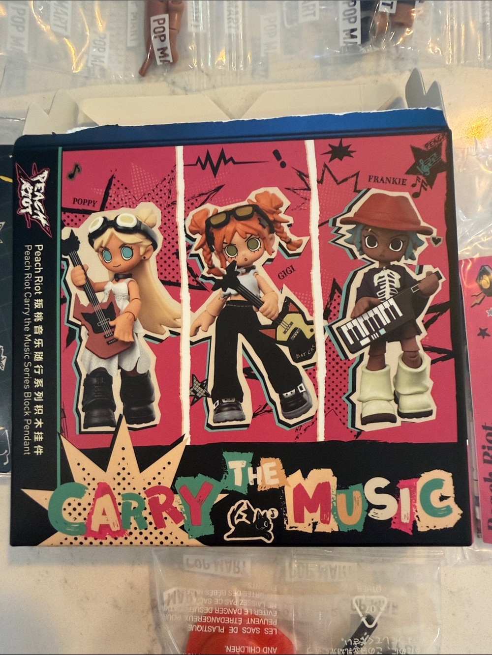 Pop Mart 'Carry the Music' Blind Box Figures —  Frankie